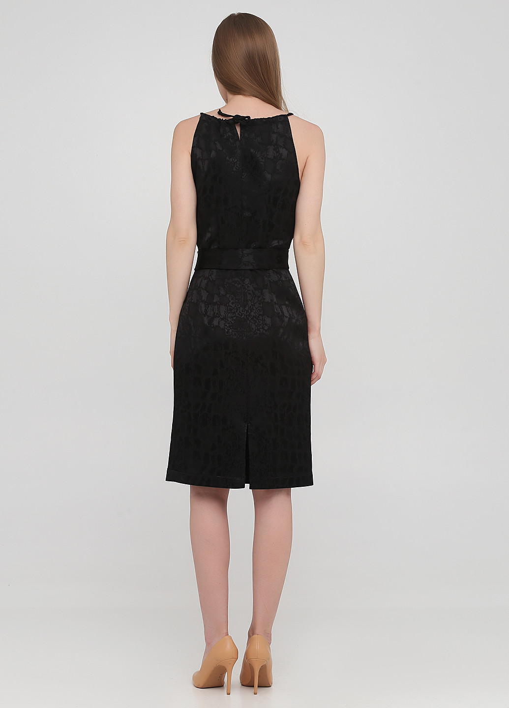 Чорна коктейльна сукня R.U.A. Collection з абстрактним візерунком