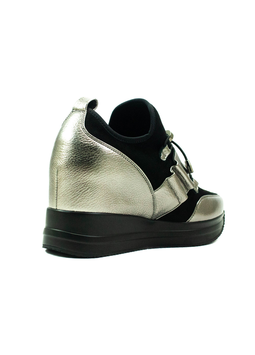 Серебряные демисезонные кроссовки Veritas