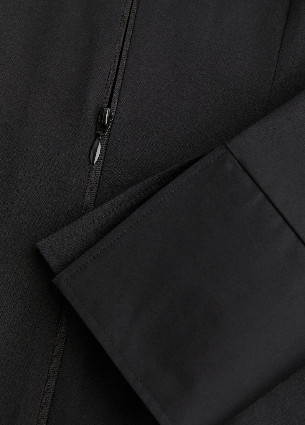 Чорна кежуал сукня H&M однотонна