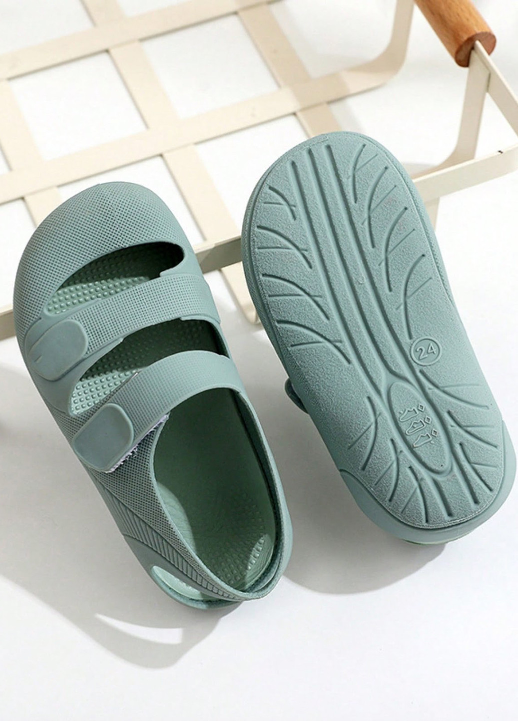 Оливковые кэжуал сандалии SHEIN на липучке