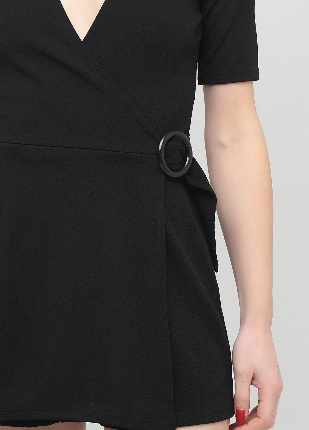 Черное кэжуал платье на запах Jennyfer однотонное