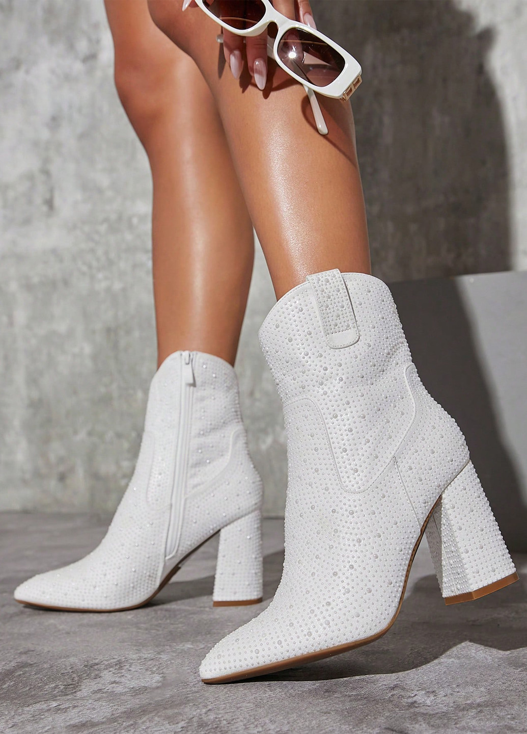 Белые демисезонная ботинки SHEIN