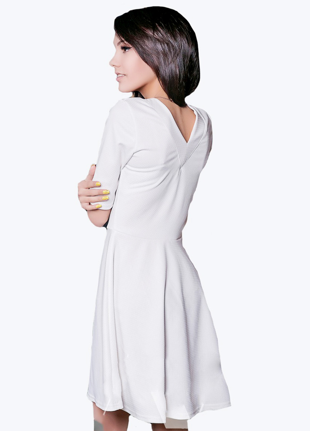 Белое кэжуал платье с коротким рукавом Modna Anka однотонное