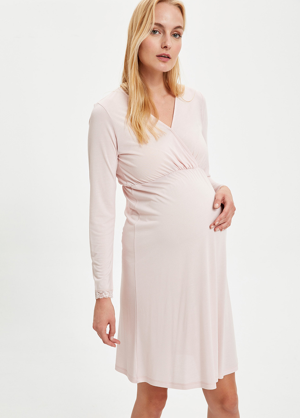 Розовое кэжуал платье для беременных на запах DeFacto