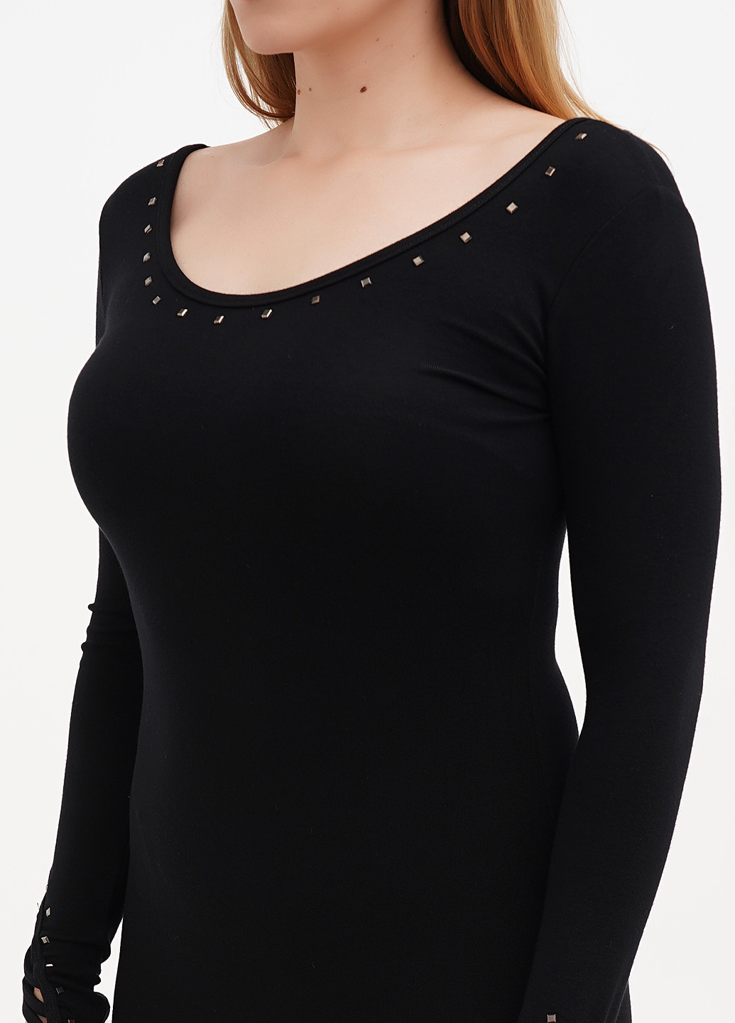 Чорна кежуал сукня силуетна, з відкритою спиною Sassofono Club однотонна