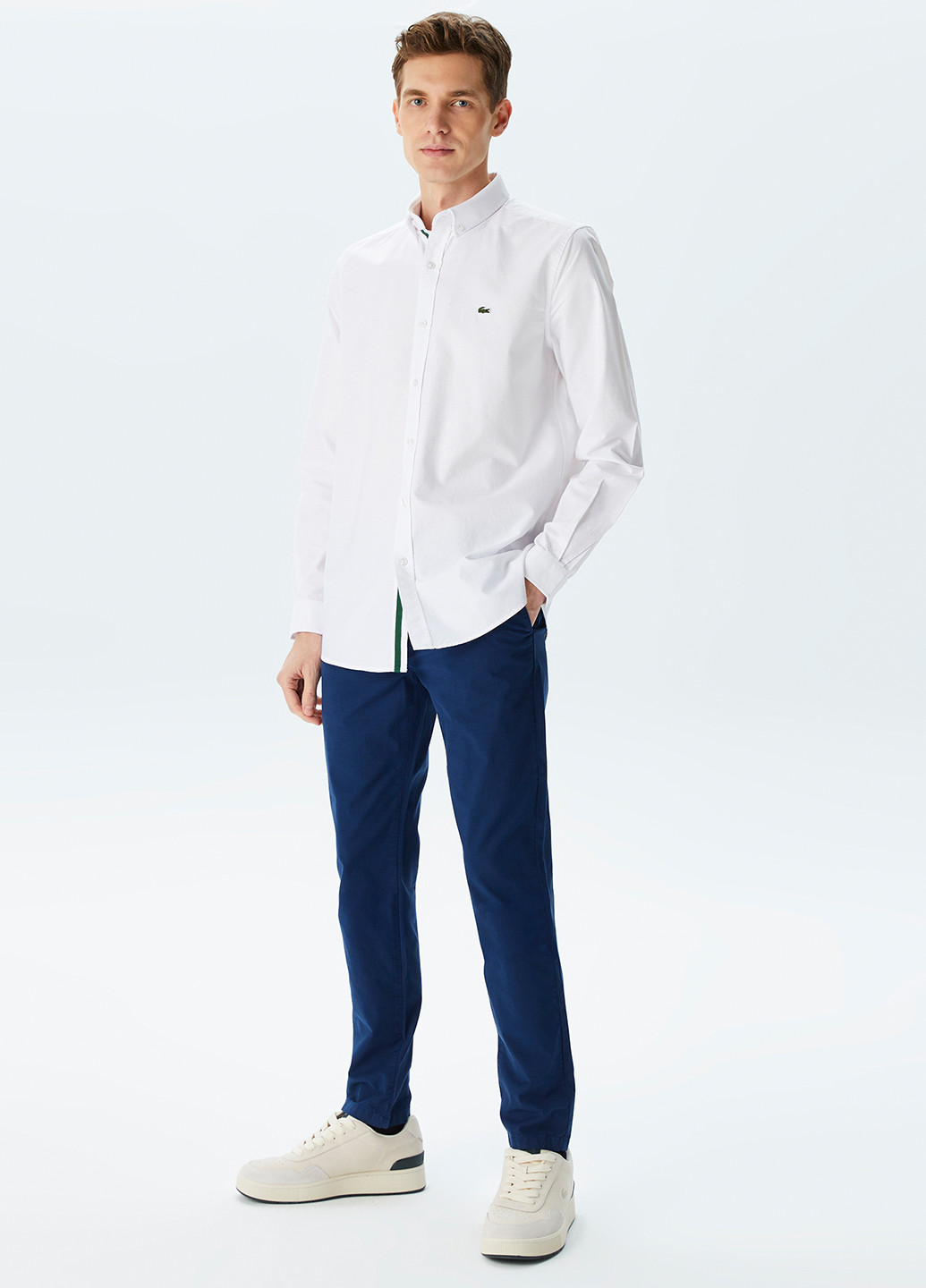 Синие кэжуал демисезонные чиносы брюки Lacoste