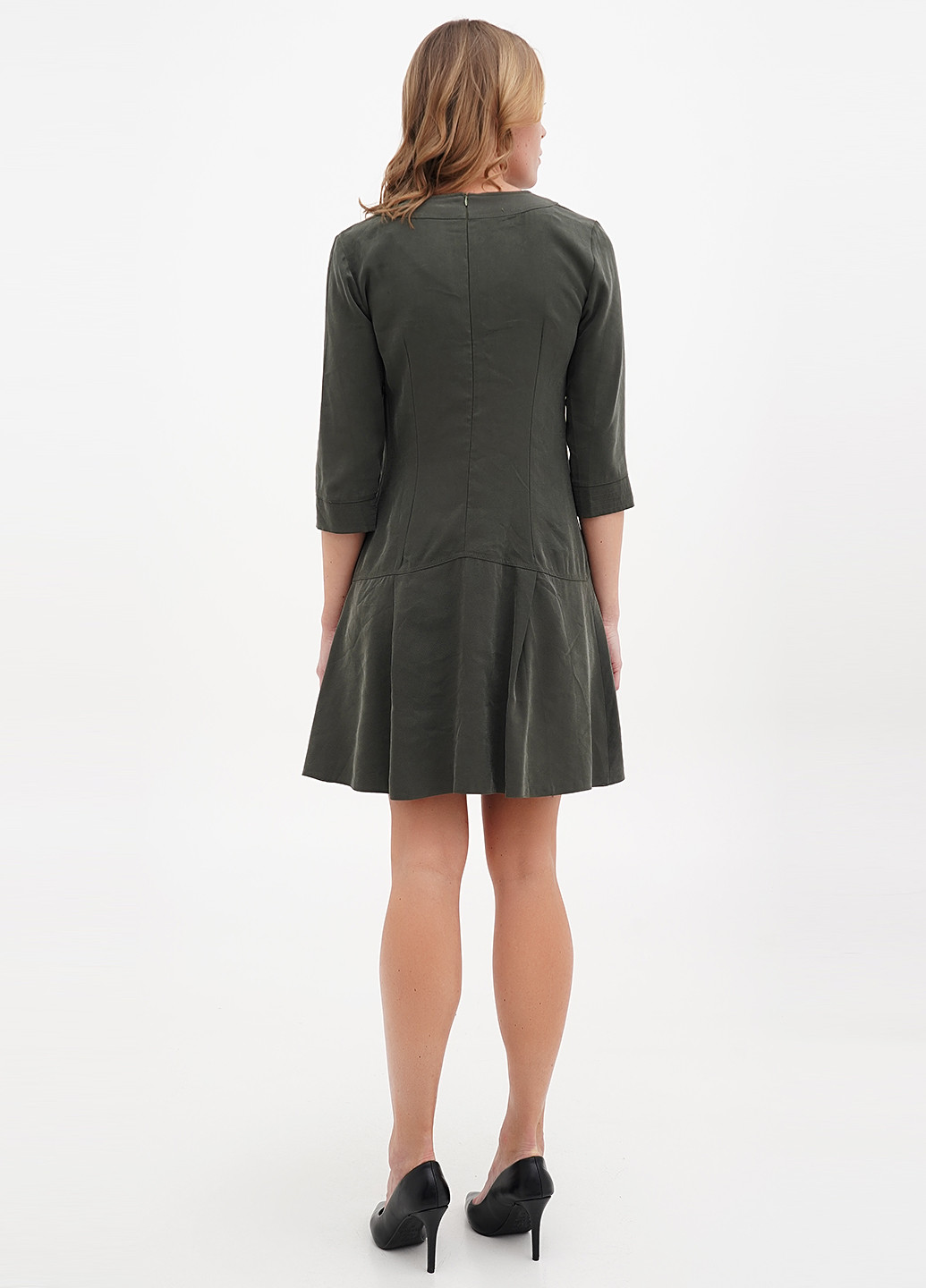 Оливковое (хаки) кэжуал платье клеш Sassofono однотонное