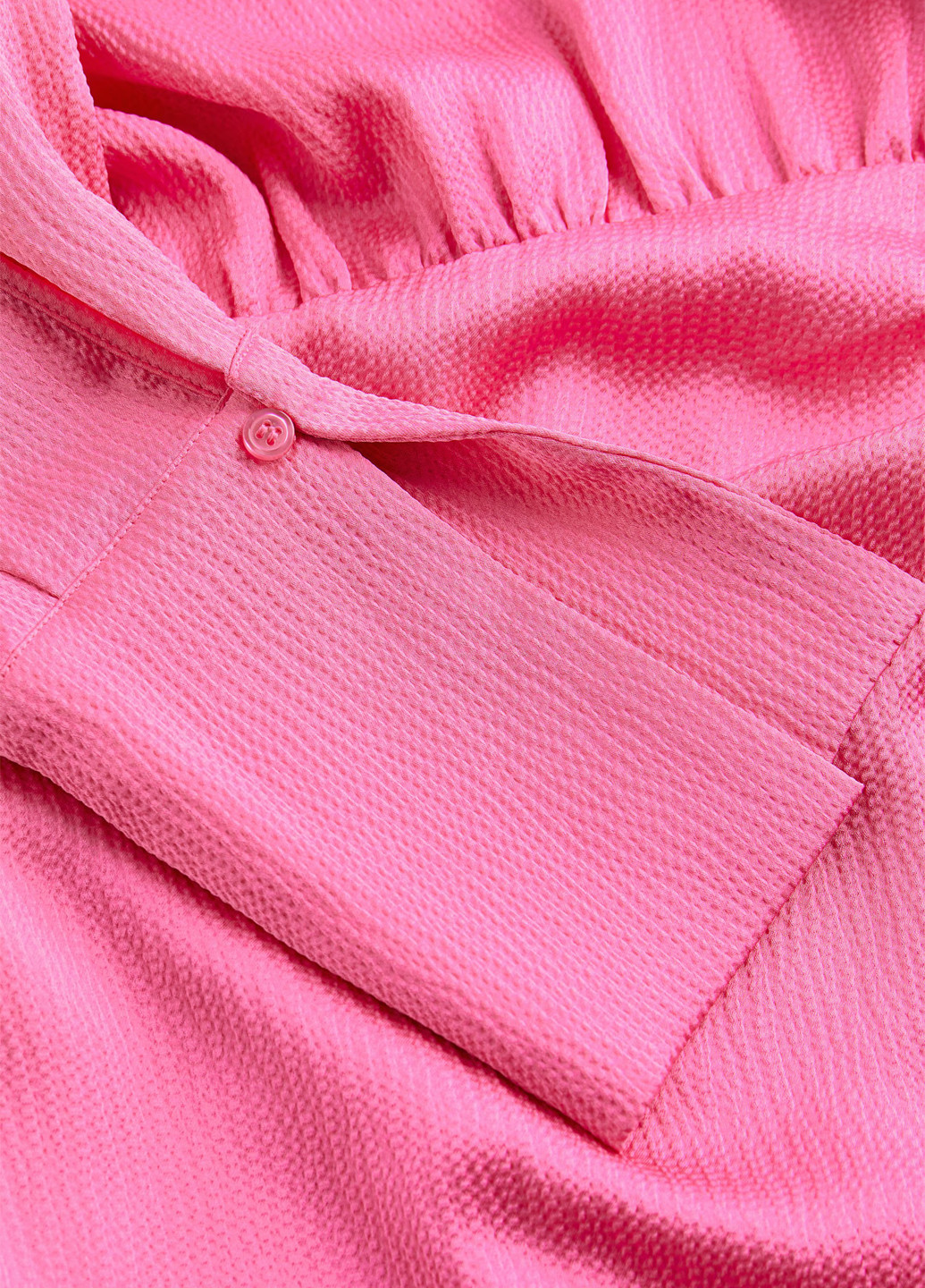 Розовое кэжуал платье на запах H&M однотонное