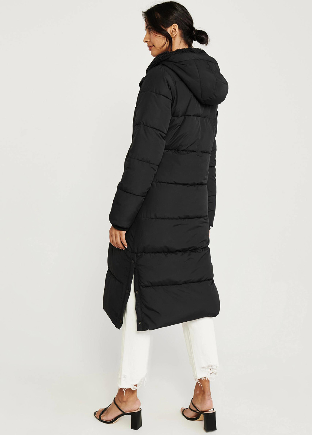 Чорна зимня куртка Abercrombie & Fitch