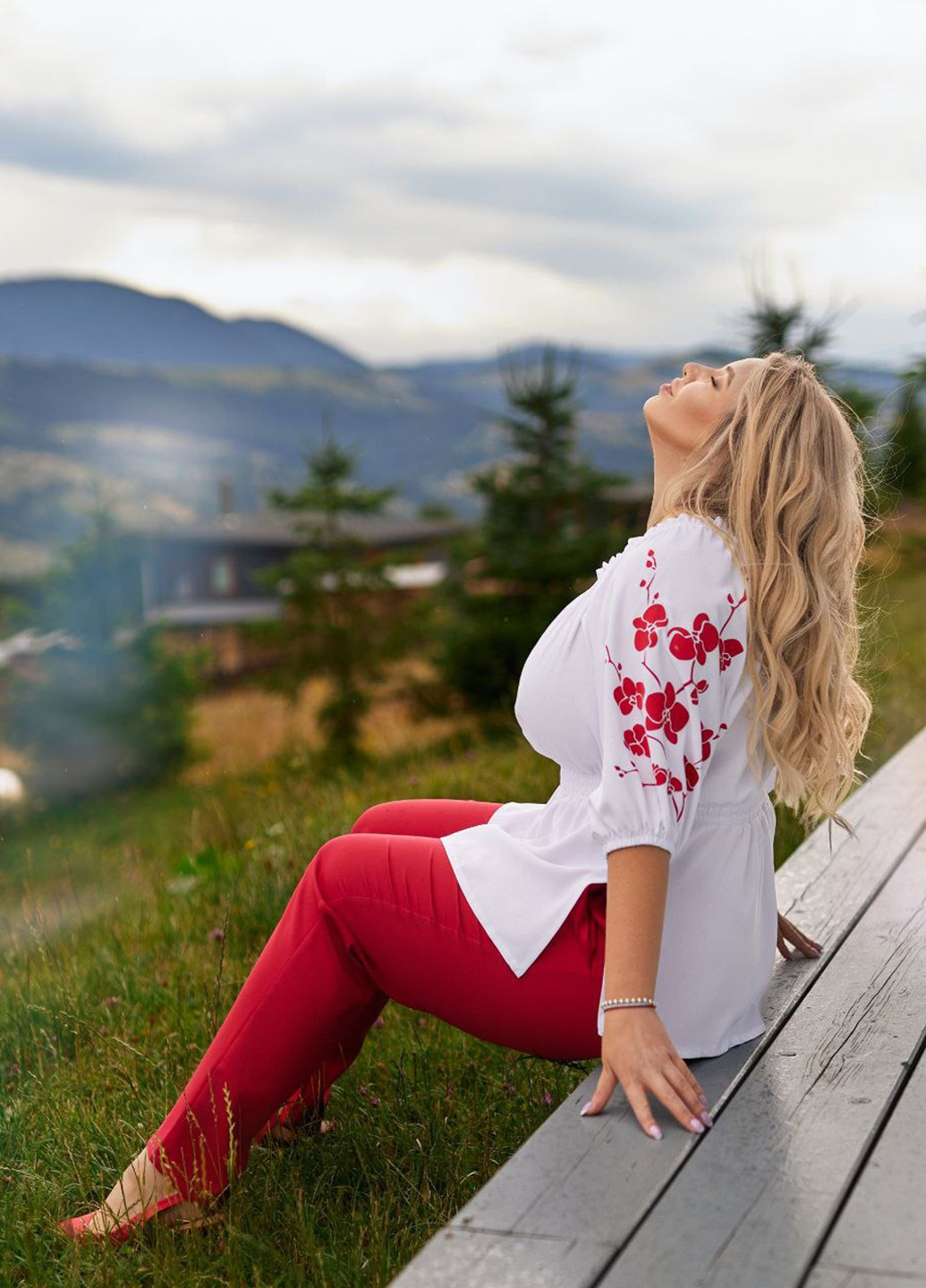 Красный демисезонный комплект (блуза, брюки) No Brand