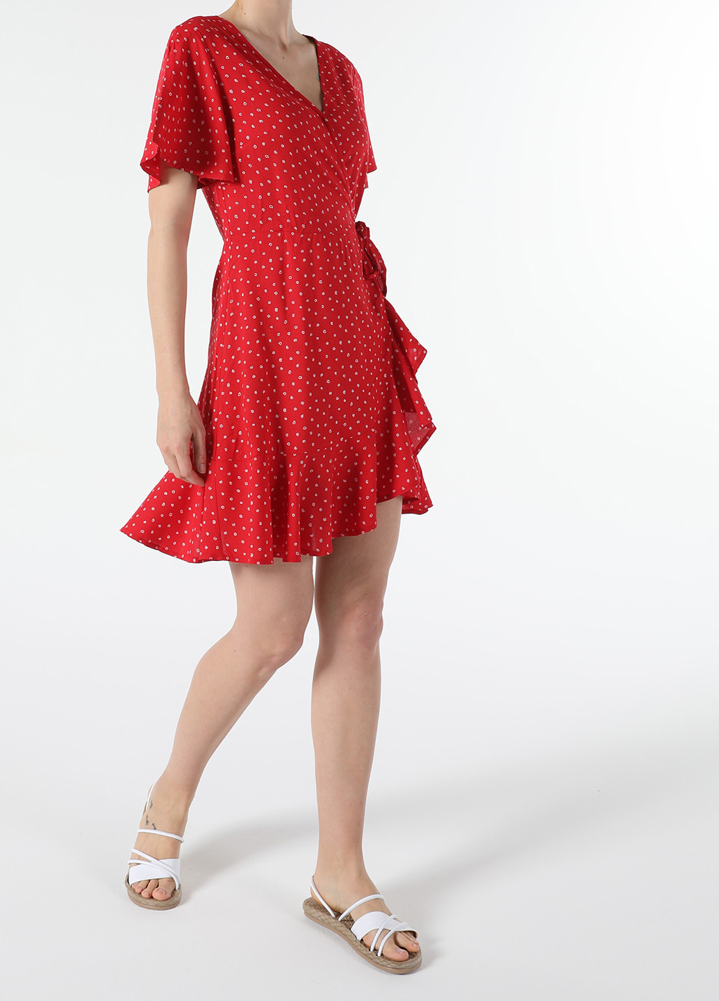 Красное кэжуал платье на запах Colin's с абстрактным узором