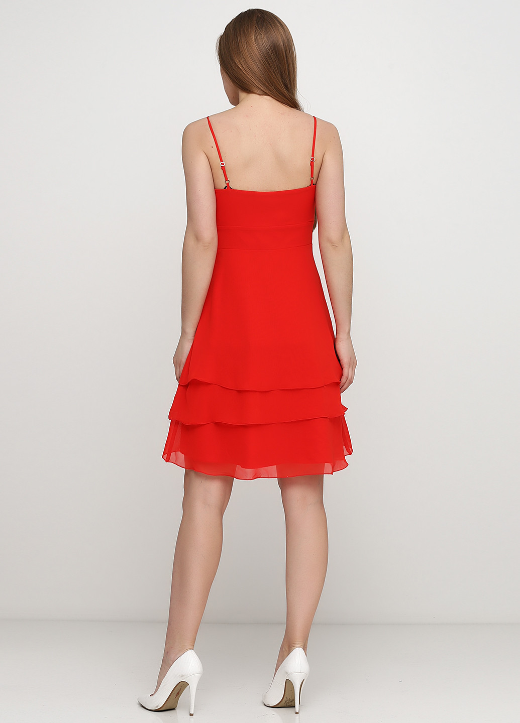 Красное коктейльное платье Vera Mont однотонное