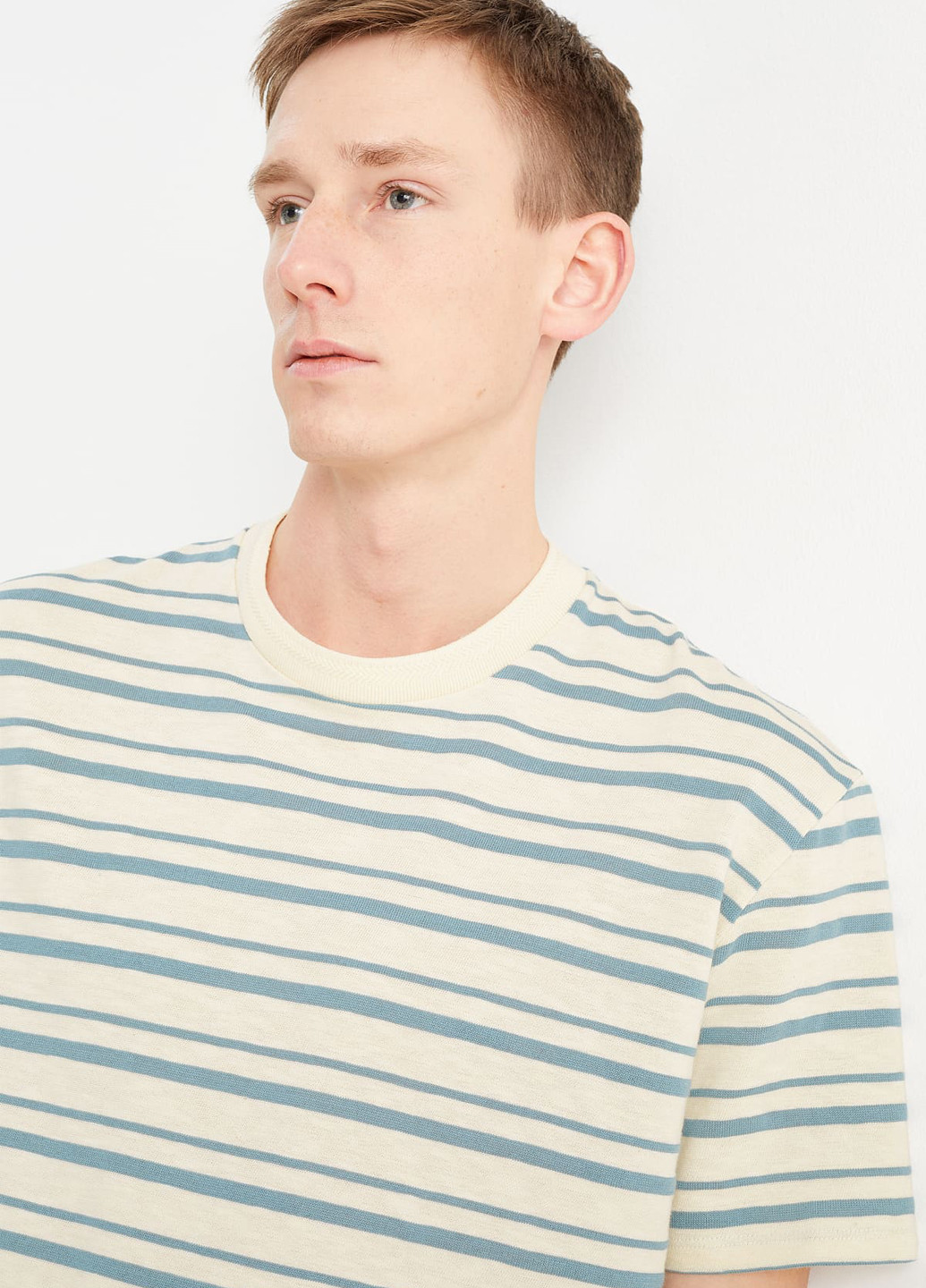 Бежева футболка C&A