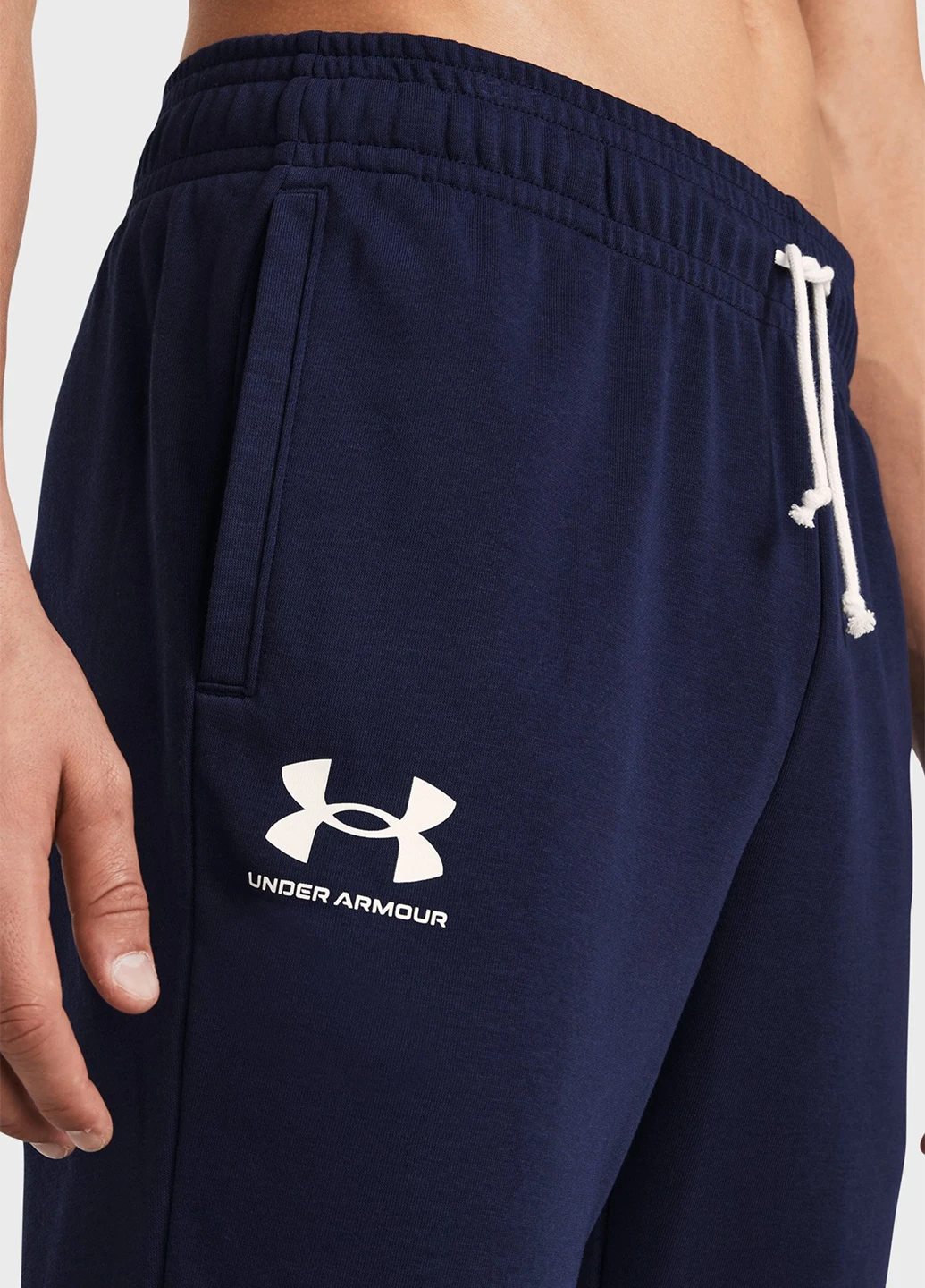 Синие спортивные летние зауженные брюки Under Armour