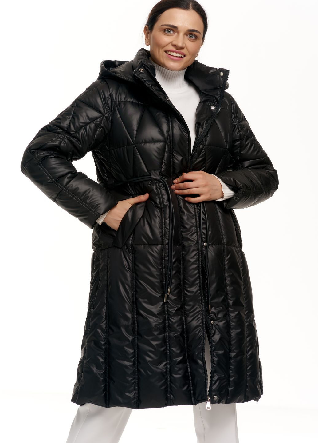 Черная зимняя женский удлиненный пуховик с капюшоном натуральный водоотталкивающий пух зима осень 985 черный Actors