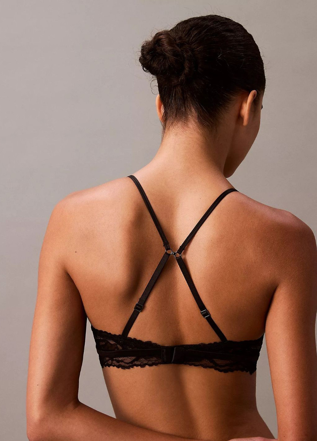 Чёрный бюстгальтер Calvin Klein без косточек нейлон