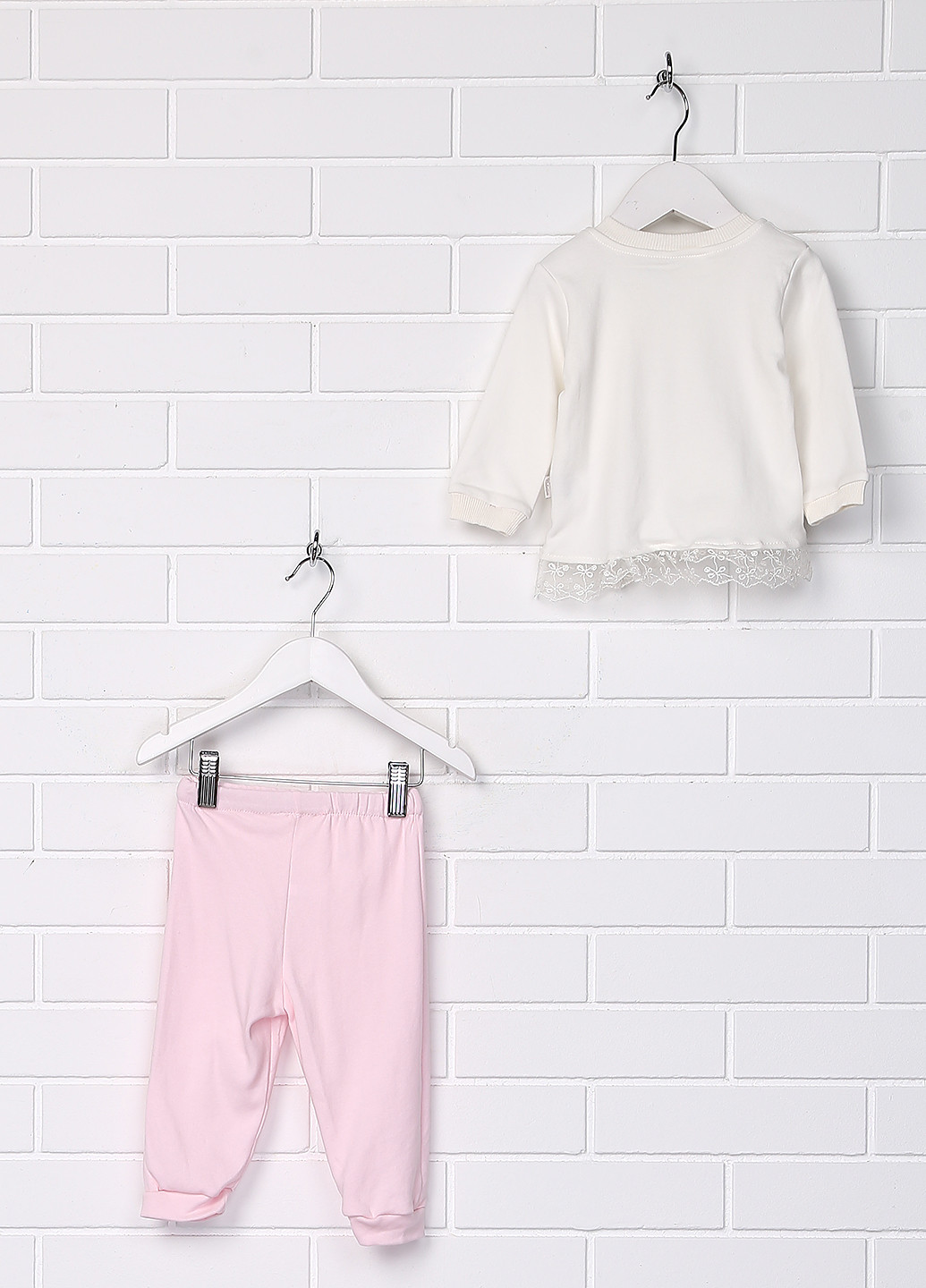 Розовый демисезонный комплект (кофта, брюки) Bebemania