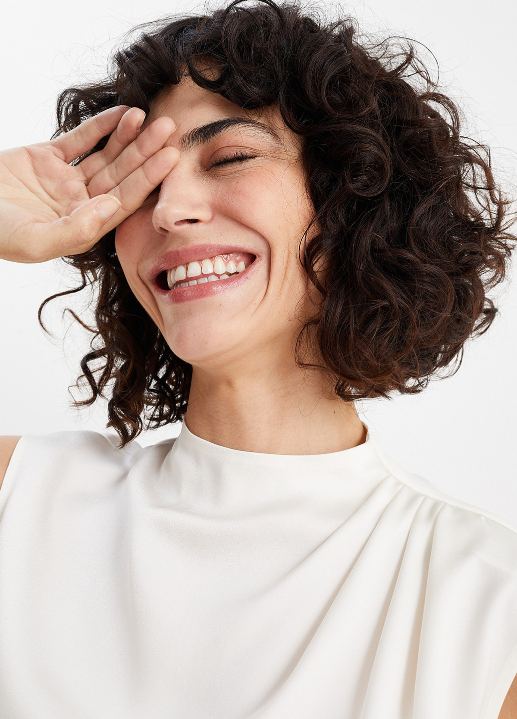 Молочна блуза C&A