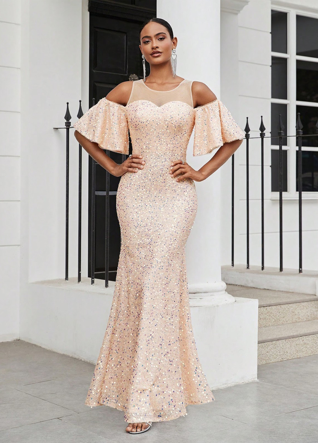 Кремова вечірня сукня годе, з відкритими плечима SHEIN однотонна