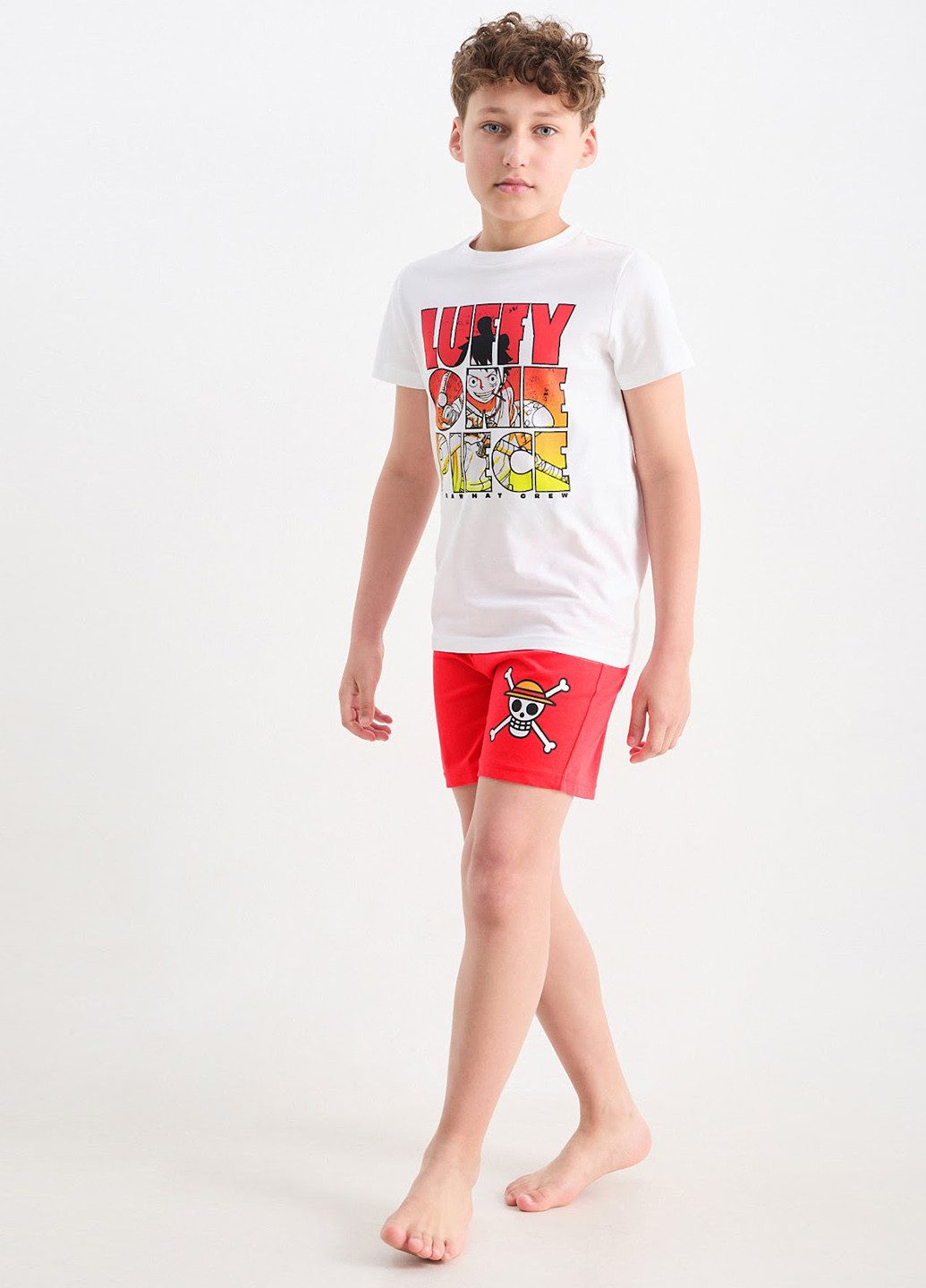 Комбинированный летний костюм (футболка, шорты) с шортами C&A