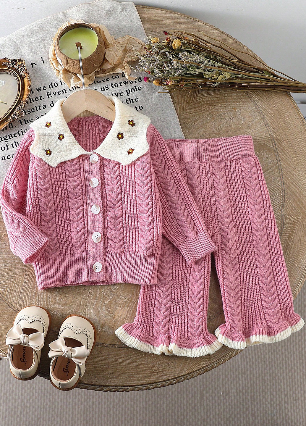 Рожевий демісезонний костюм (кардиган, штани) брючний SHEIN