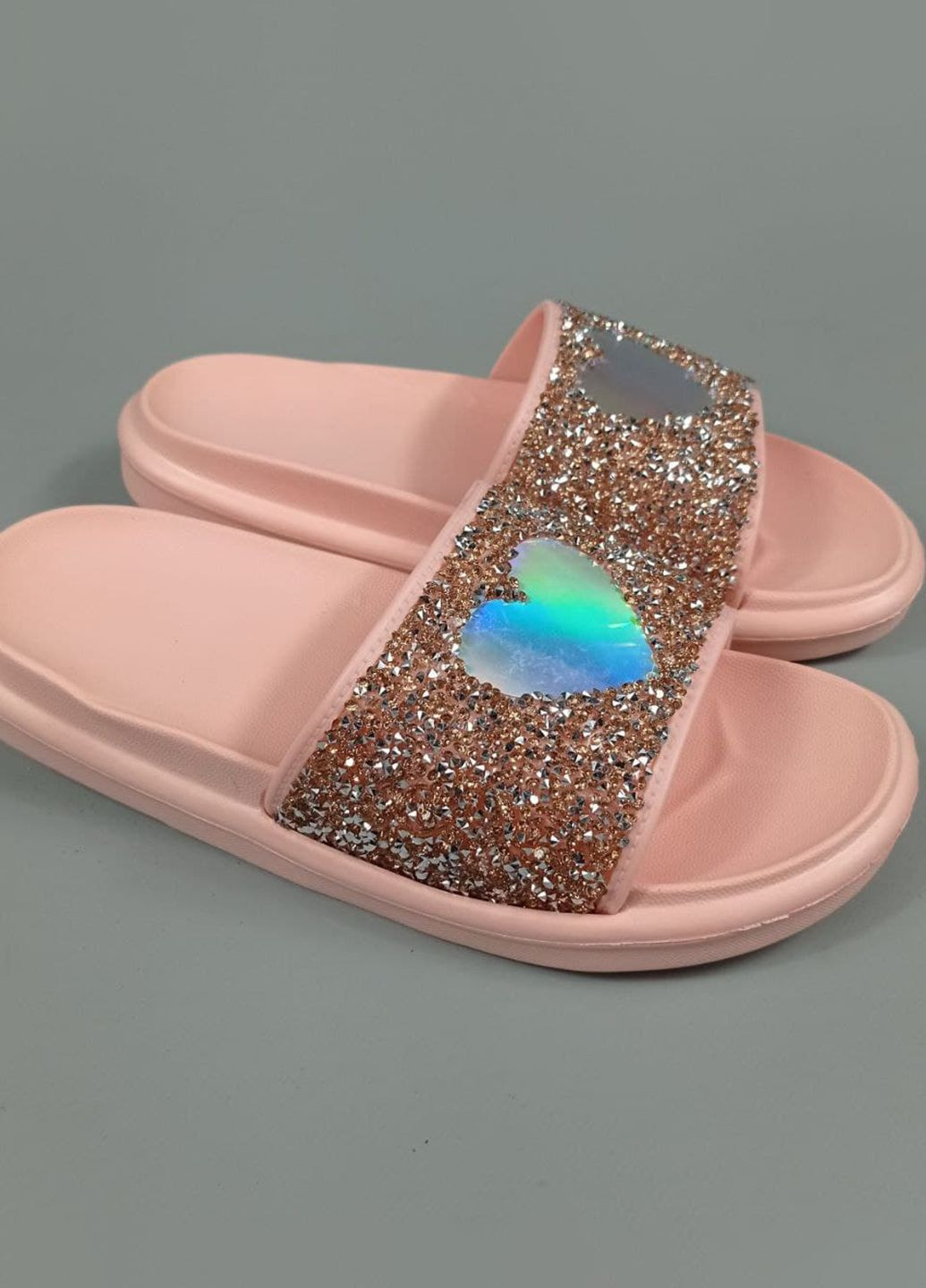 Розовые шлепанцы Progres