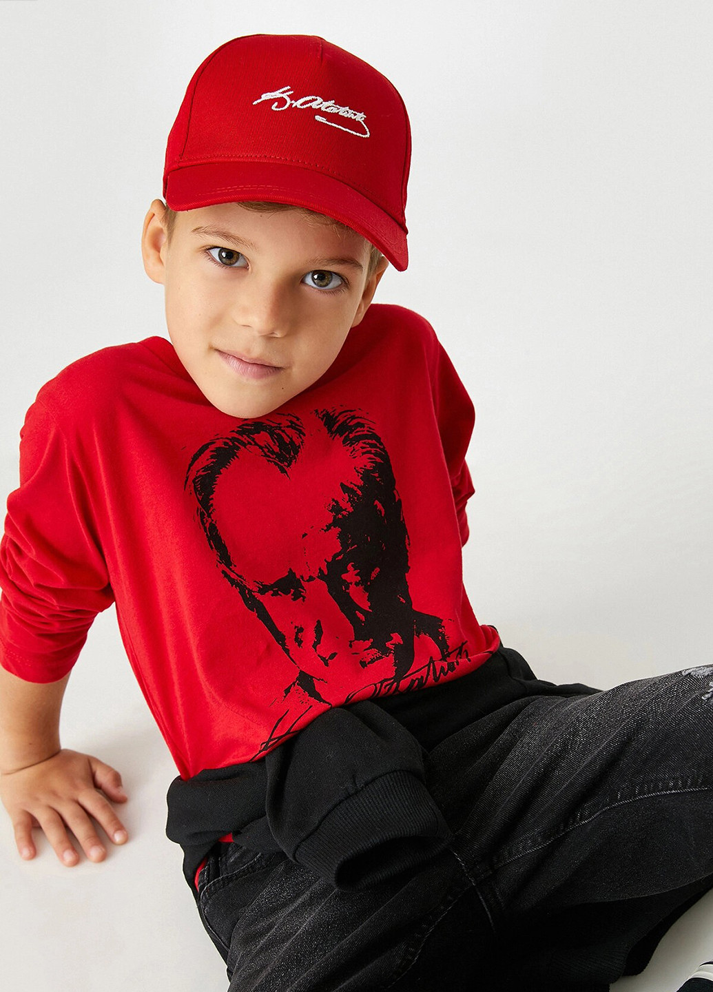 Красный демисезонный кэжуал лонгслив KOTON с рисунком