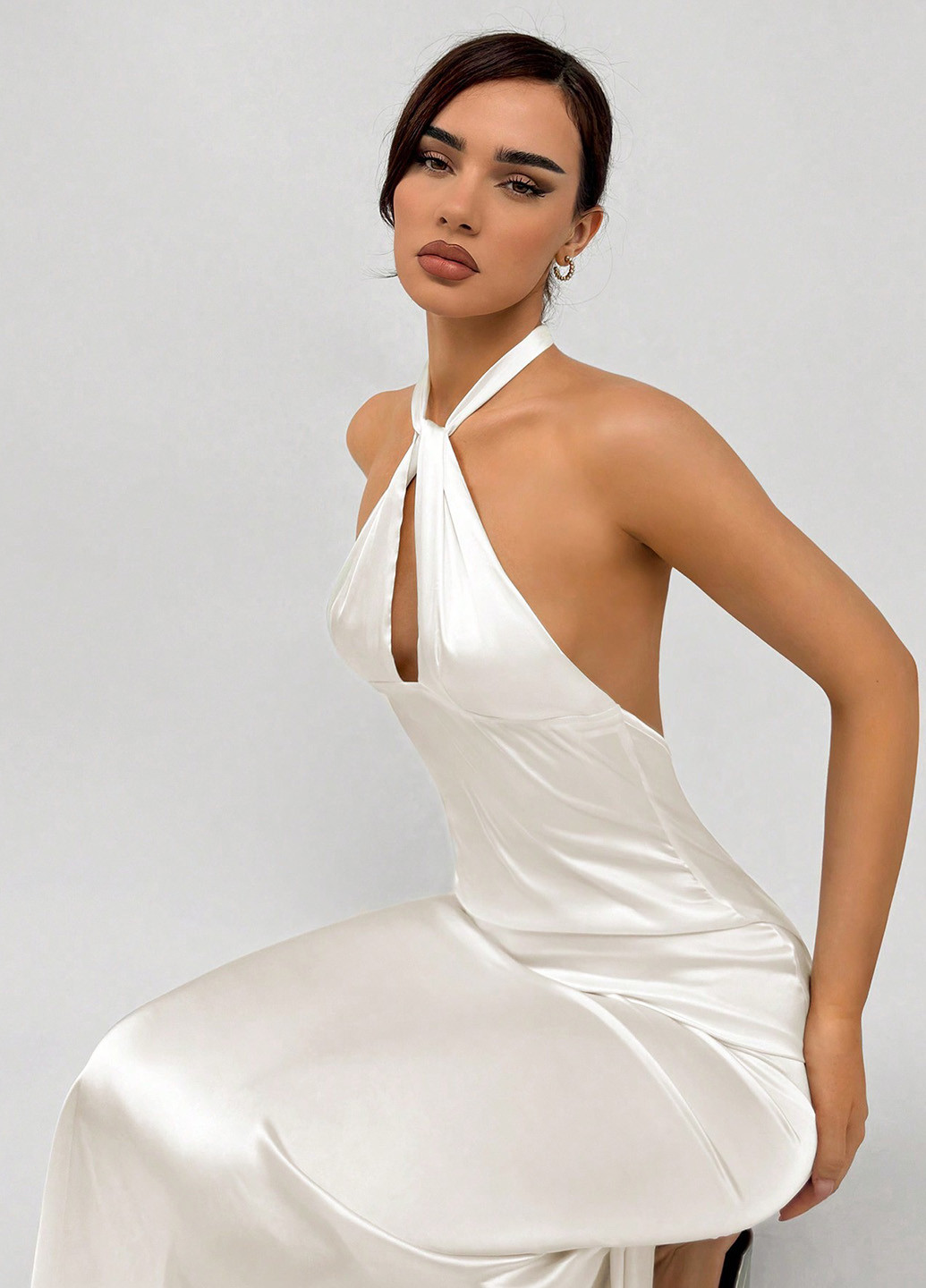 Кремова вечірня сукня з відкритою спиною SHEIN однотонна