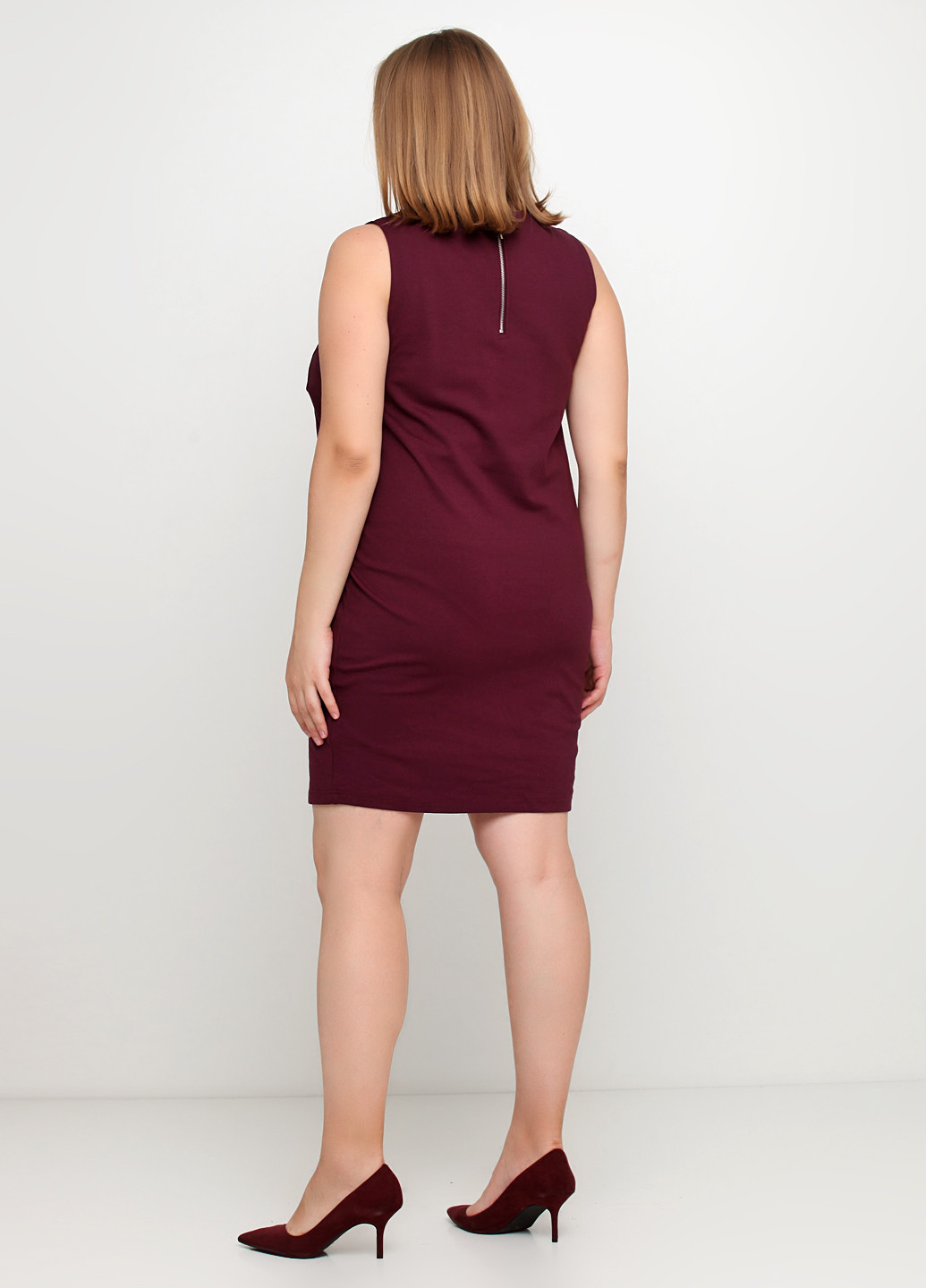 Бордовое кэжуал платье платье-майка No Brand однотонное