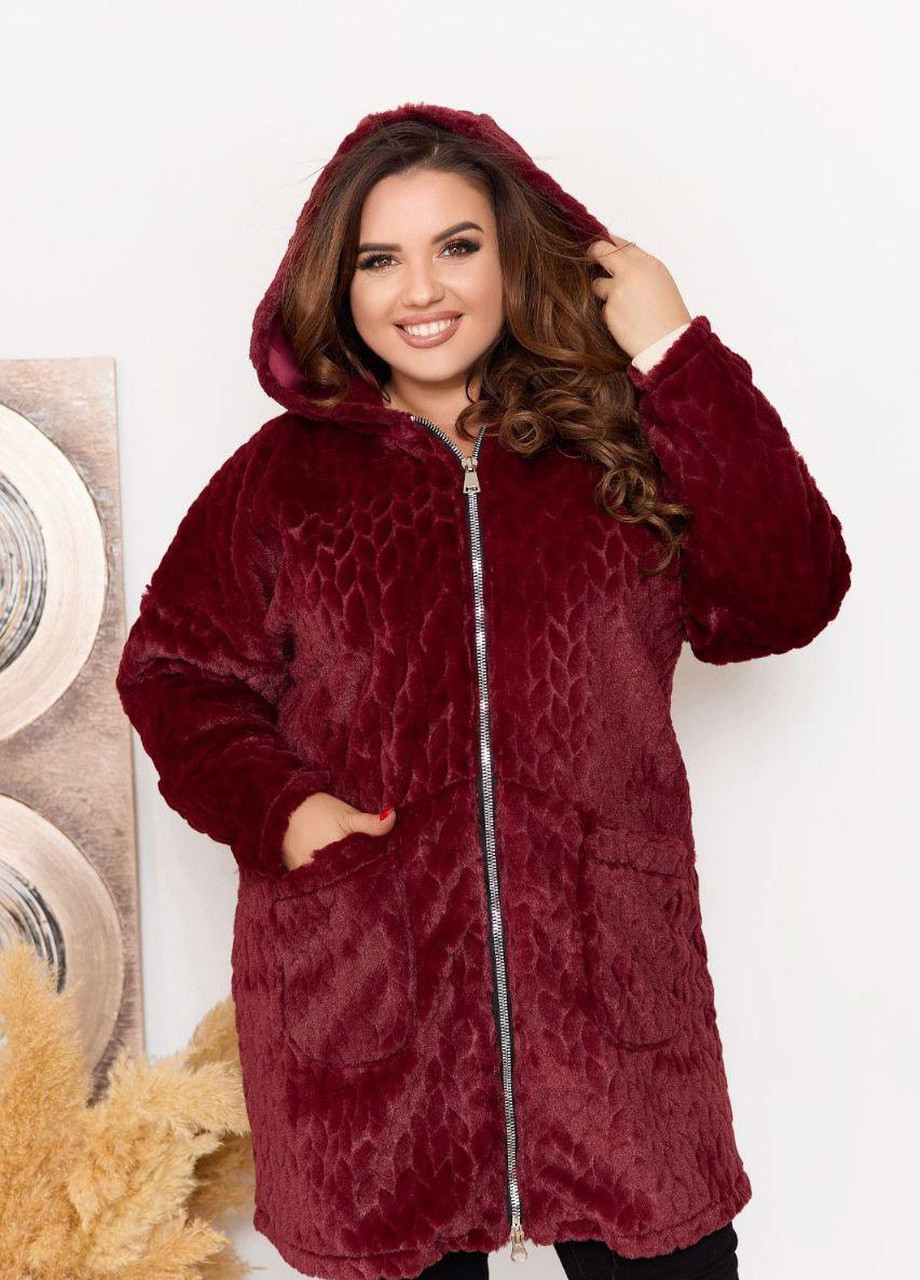 Темно-бордовая женская удлиненная меховая курточка бордового цвета р.60 375617 New Trend