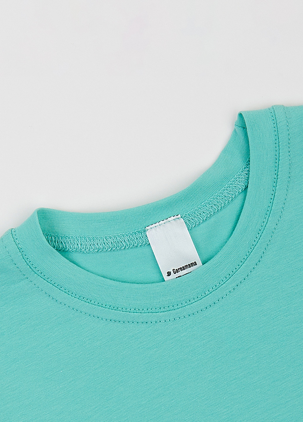 Зеленая летняя футболка Garnamama