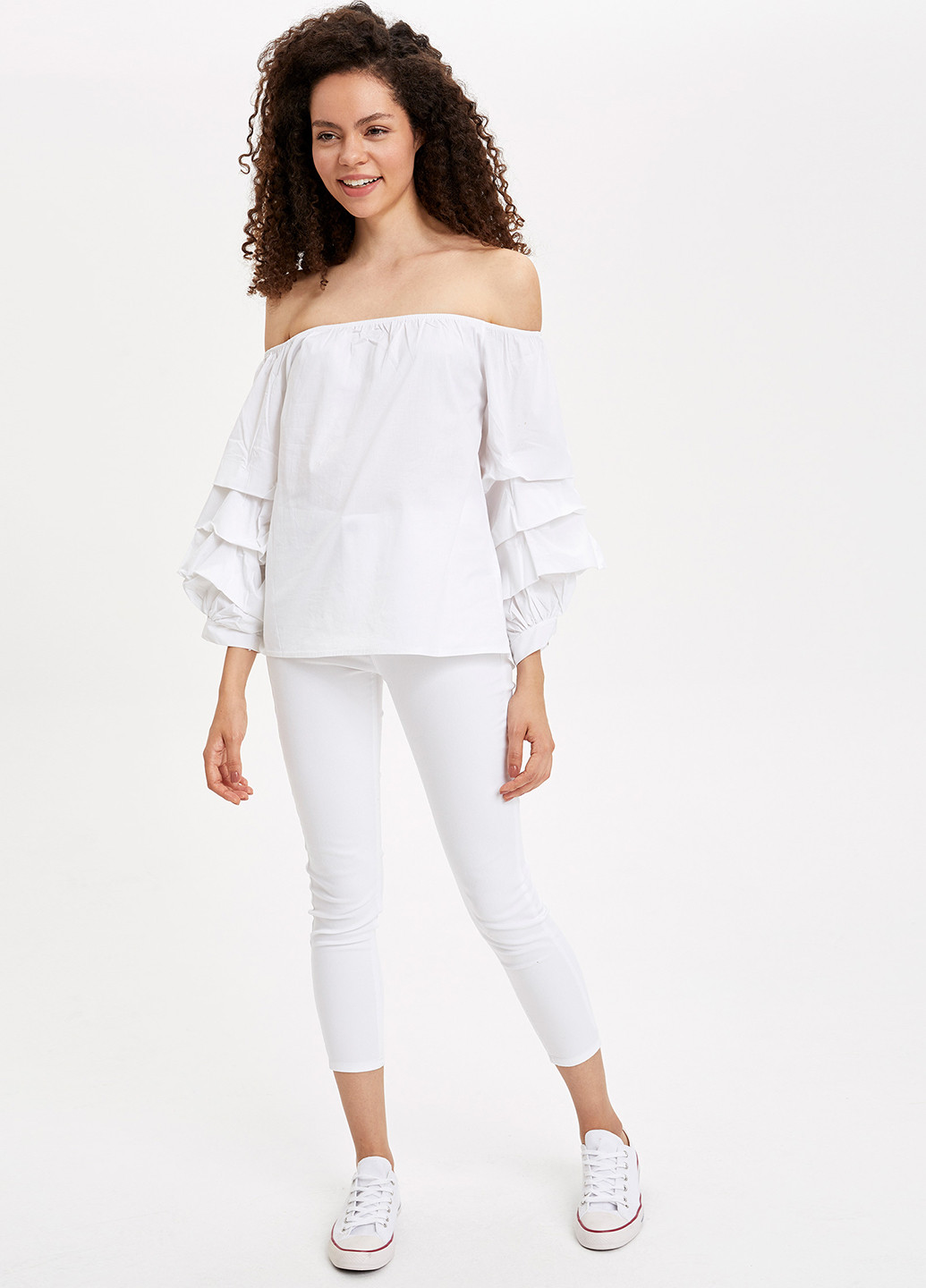 Белая демисезонная блуза DeFacto