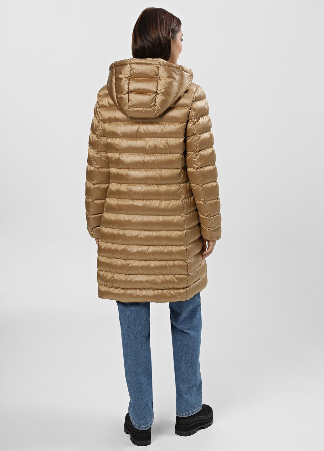 Бежева зимня куртка Geox
