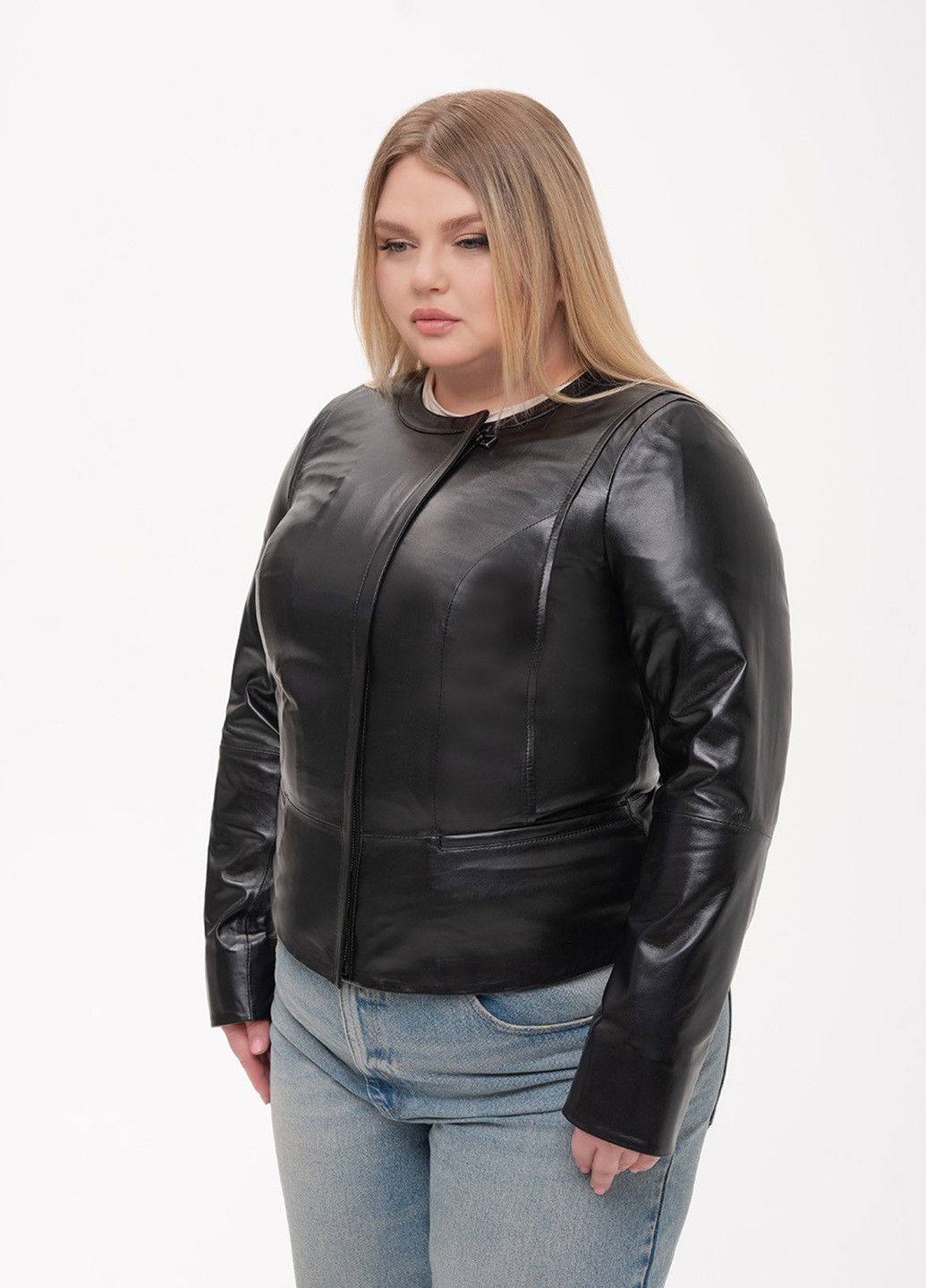 Черная демисезонная женская кожаная куртка весна Fabio Monti