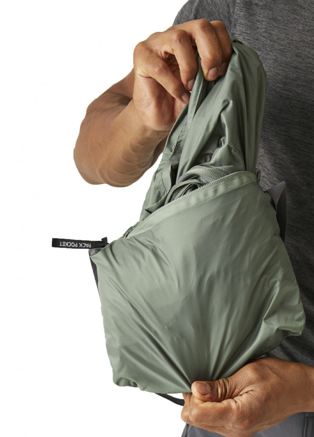 Зелена демісезонна вітровка Regatta Lyle IV