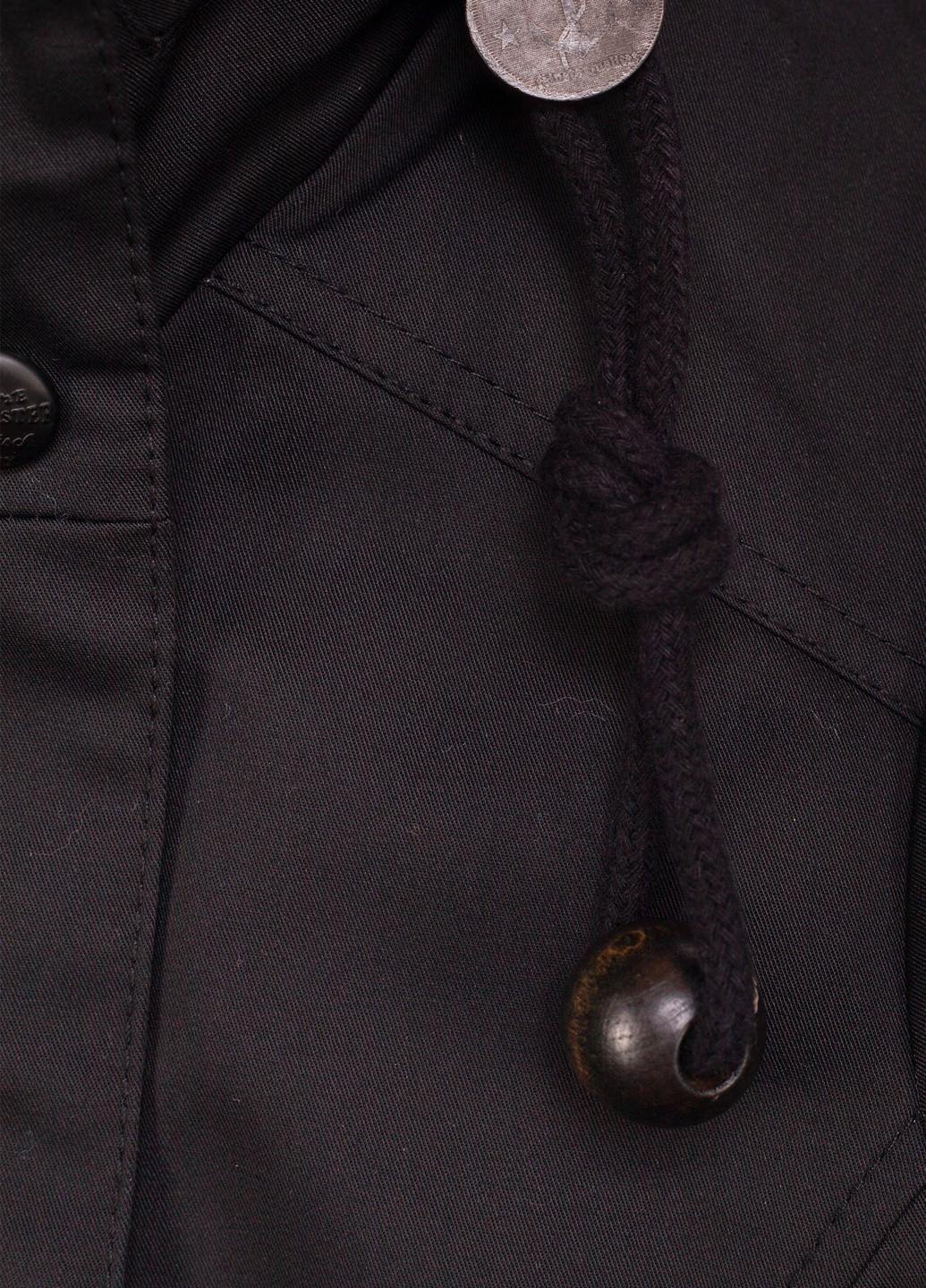 Черная демисезонная куртка Dreimaster