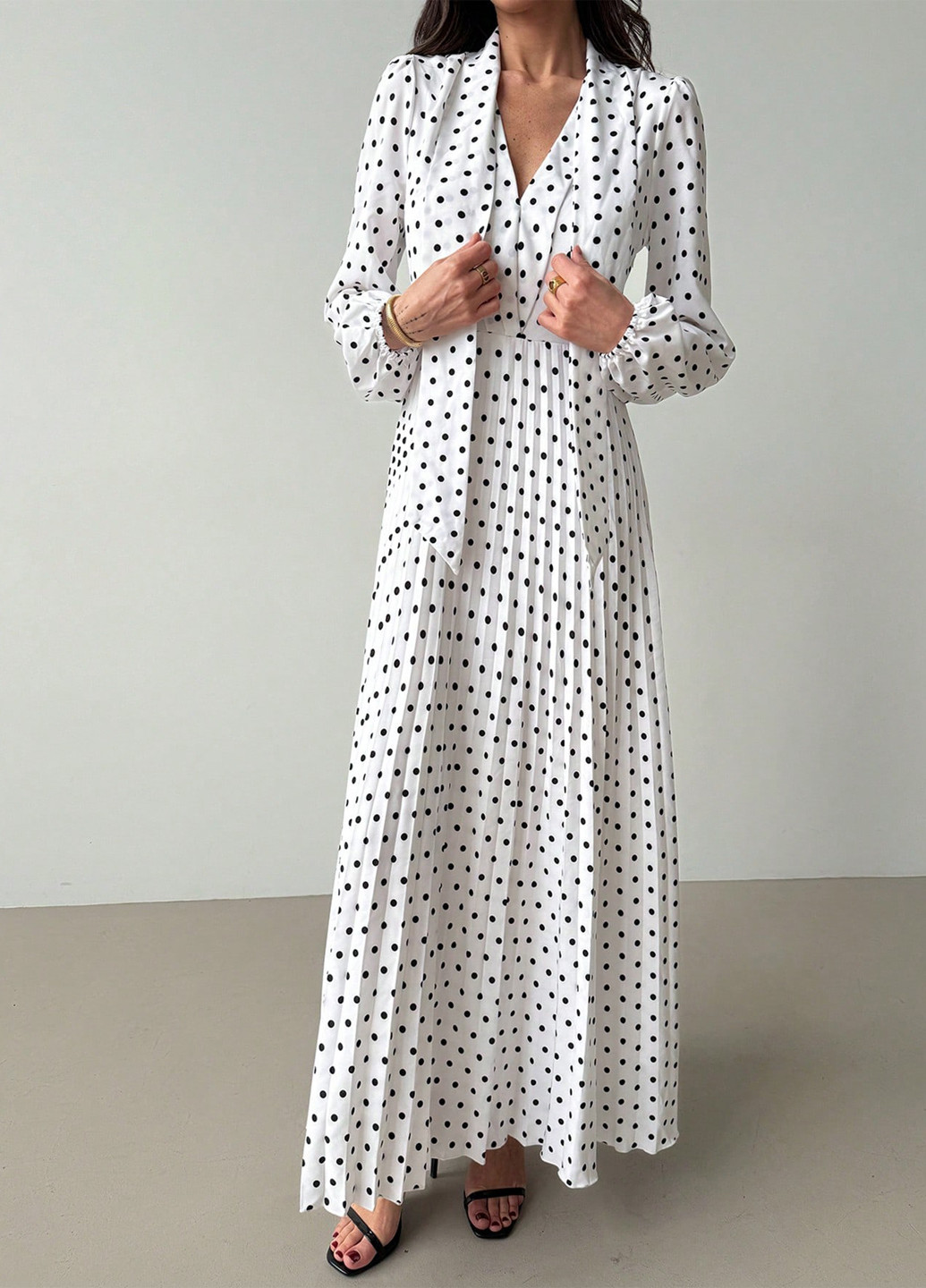 Белое кэжуал платье клеш, плиссированное SHEIN в горошек