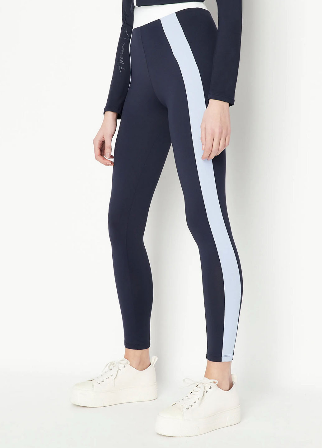 Синие демисезонные леггинсы Armani Exchange