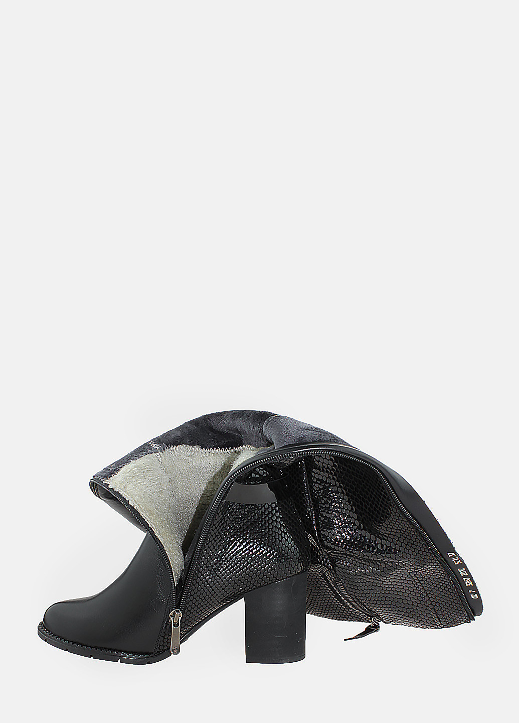 Зимние сапоги rr5211-5 черный Romax