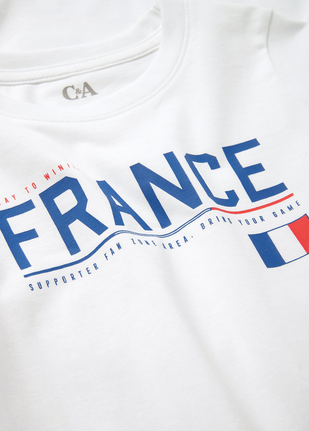 Белая летняя футболка C&A