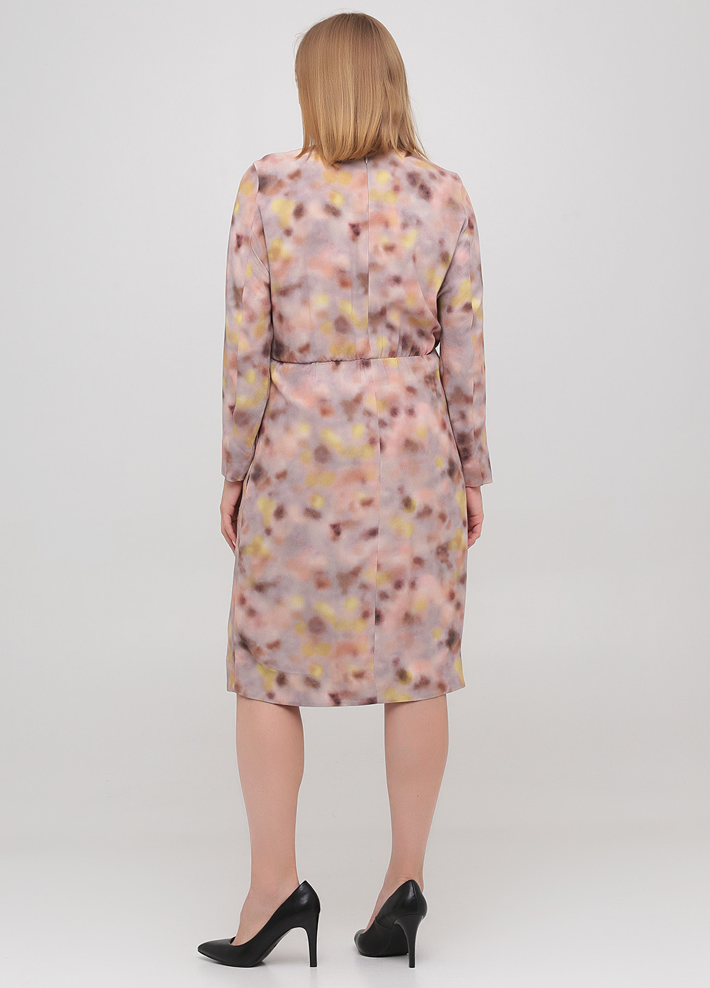 Світло-бежева кежуал сукня футляр Cos з абстрактним візерунком