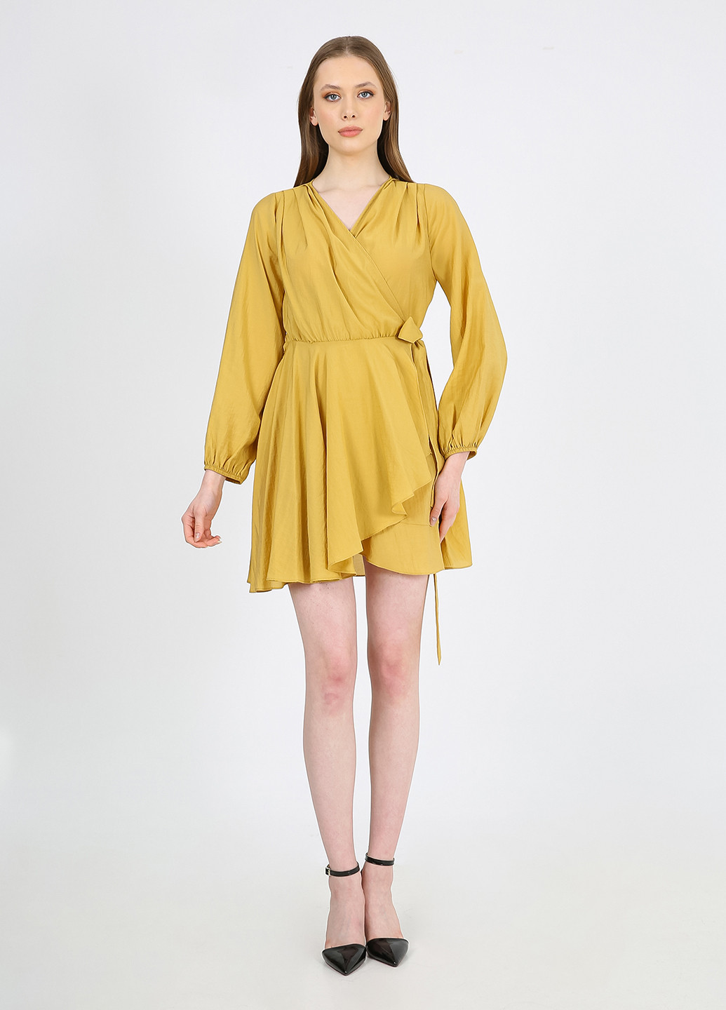 Горчичное кэжуал платье на запах Casalini однотонное