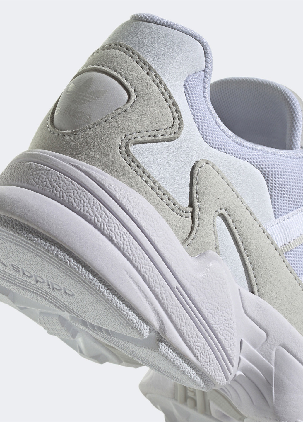 Кроссовки adidas FALCON белые демисезоны (303488001)