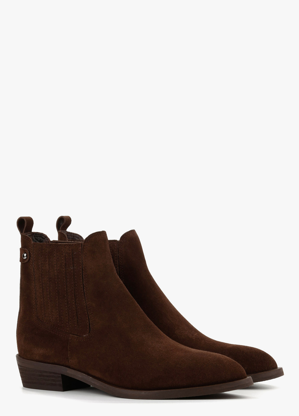 Осенние ботинки казаки Le'BERDES с заклепками из натуральной замши