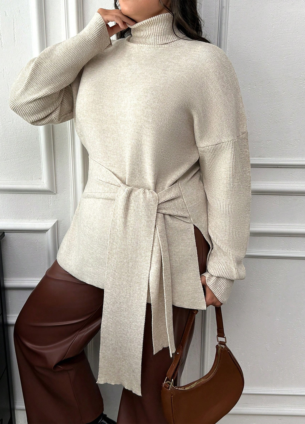 Світло-бежевий зимовий светр SHEIN