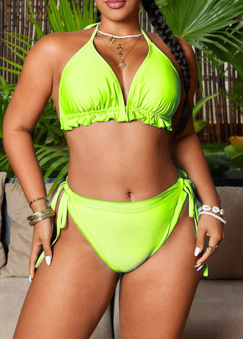 Салатовый летний купальник (бюст, трусики) раздельный SHEIN