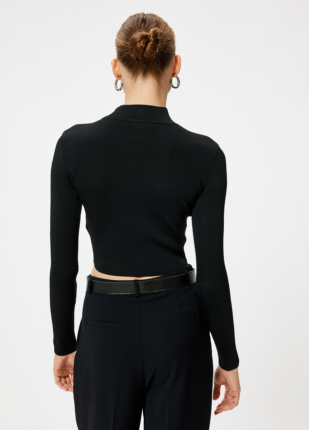 Чорний демісезонний топ KOTON