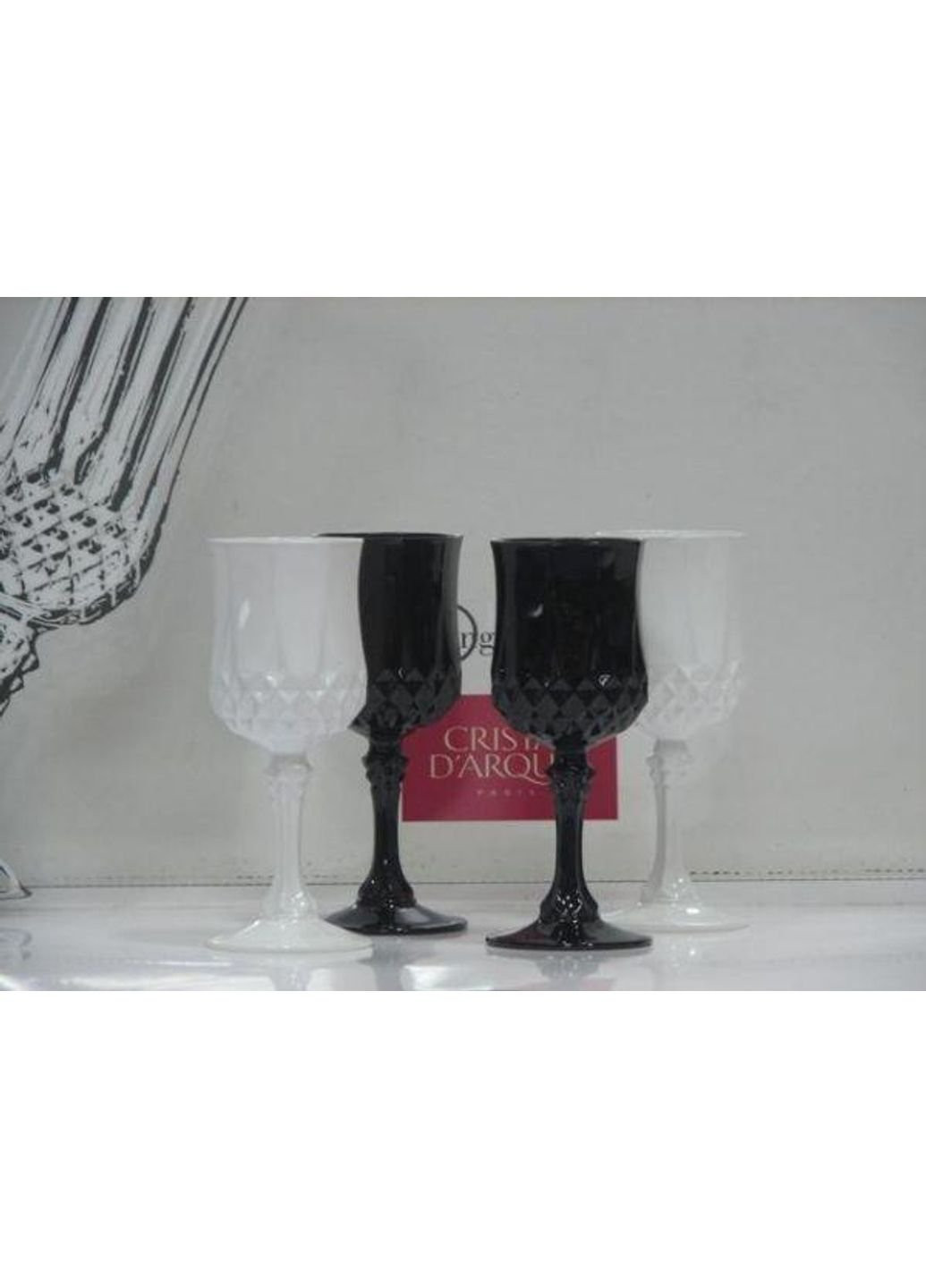 Набір чарок Longchamp Folies black and white D6582 60 мл 4 шт Luminarc (253624975)