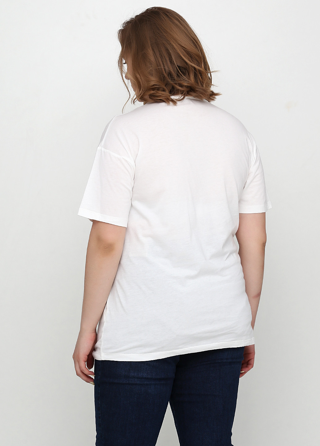 Белая летняя футболка Soyaconcept