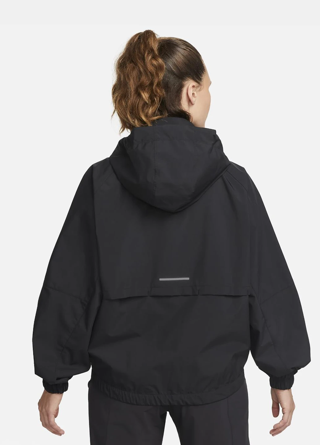 Чорна демісезонна куртка fb7492-010 Nike Storm-FIT Swift